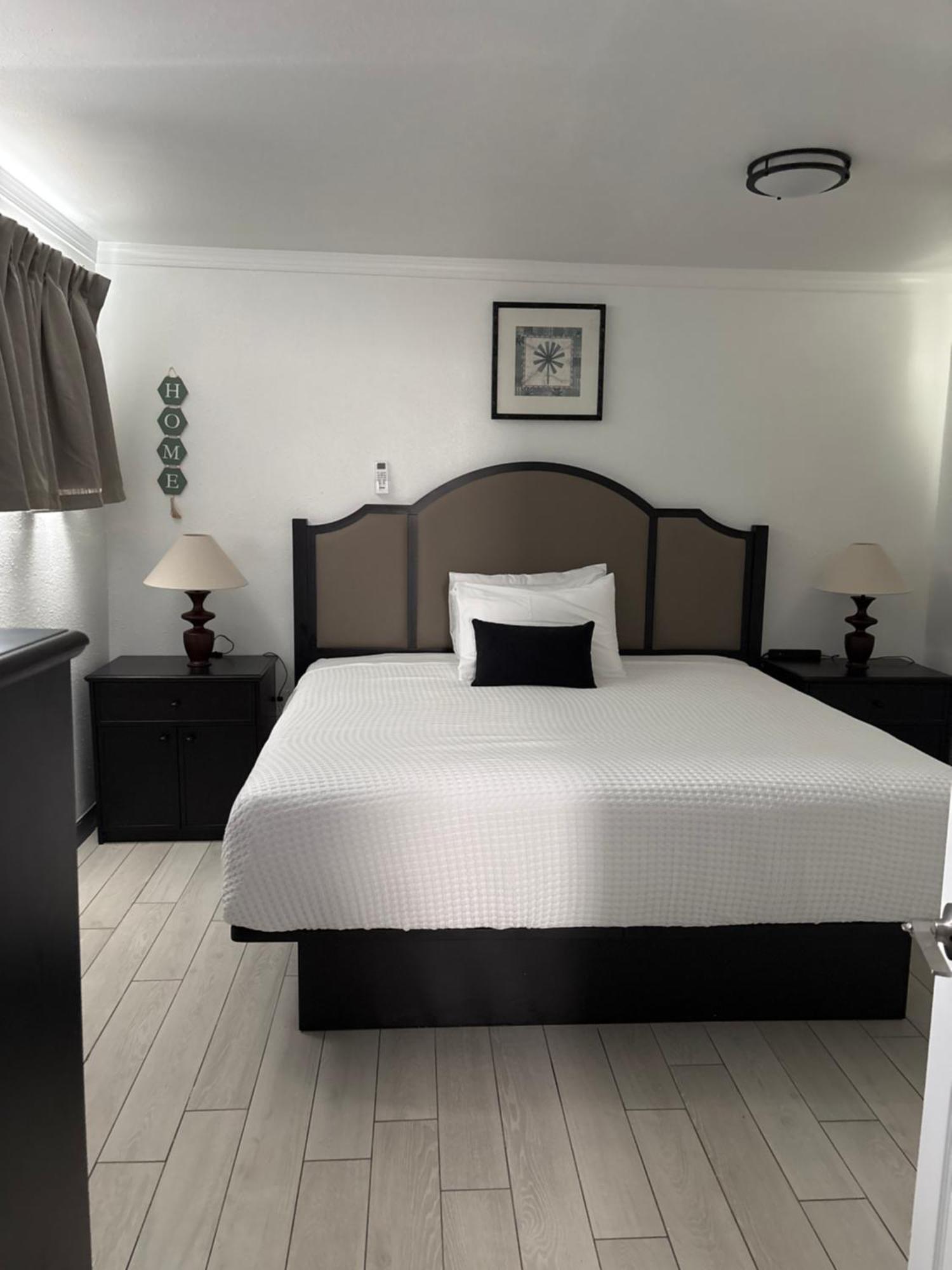 Holiday Isles Resort Madeira Beach Eksteriør billede